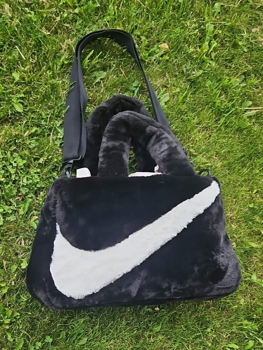 Nike Sportswear Faux Fur Tote Bag for Women Black and White, NWOT!!